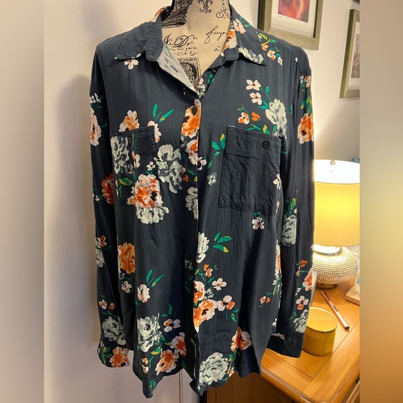 LOFT Tops - Loft Blouse